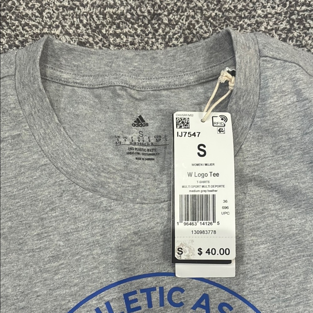 adidas Grey T-Shirt with Blue Boston Marathon 2023 Graphic - Picture 3 of 8